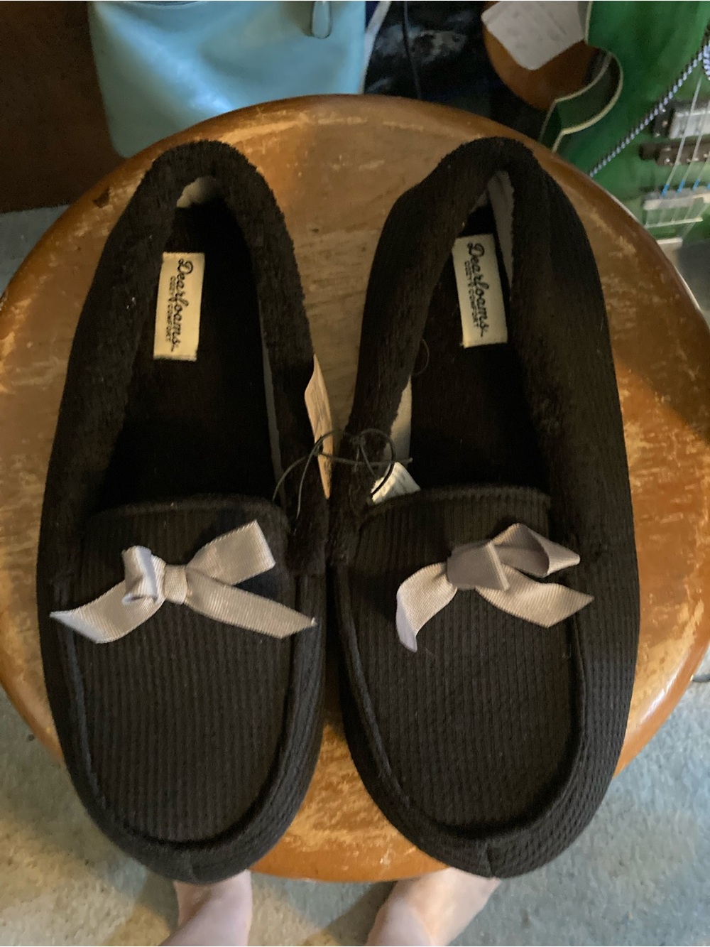 Black Cozy Slippers with Gray Bow